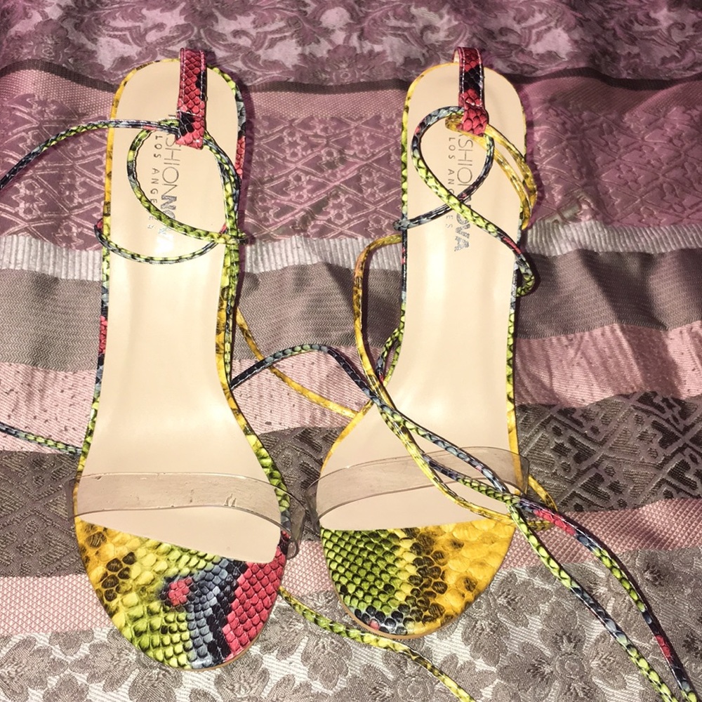 Multicolor snake skin heels